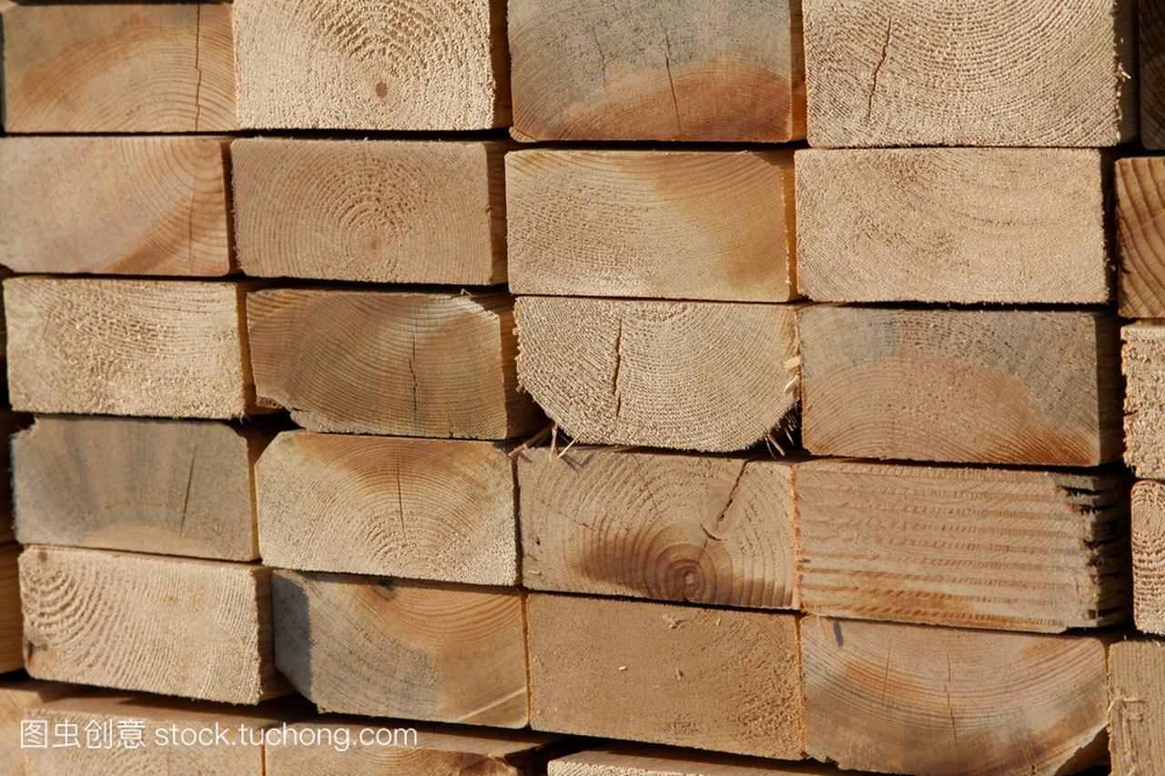 gogo体育木材短缺危机转移到澳洲威胁建筑业繁荣